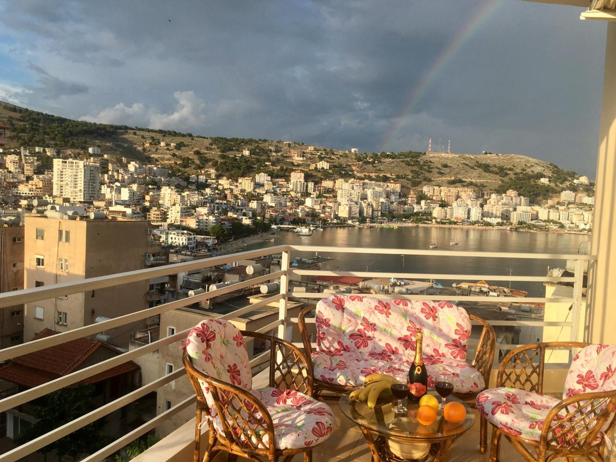 Luxury Holiday In Royal Apartment For King And Queen Sarandë Exteriér fotografie